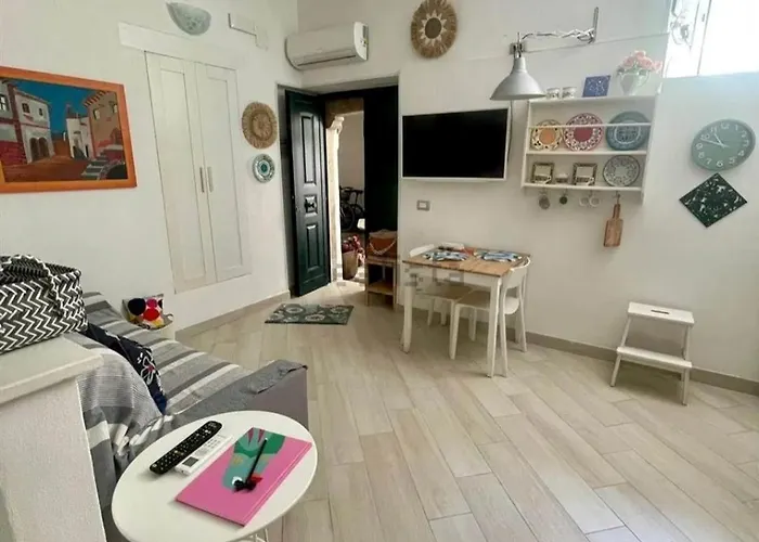 Donna Sicilia Ortigia