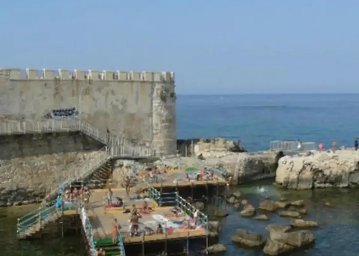 Donna Sicilia Ortigia * Syracuse